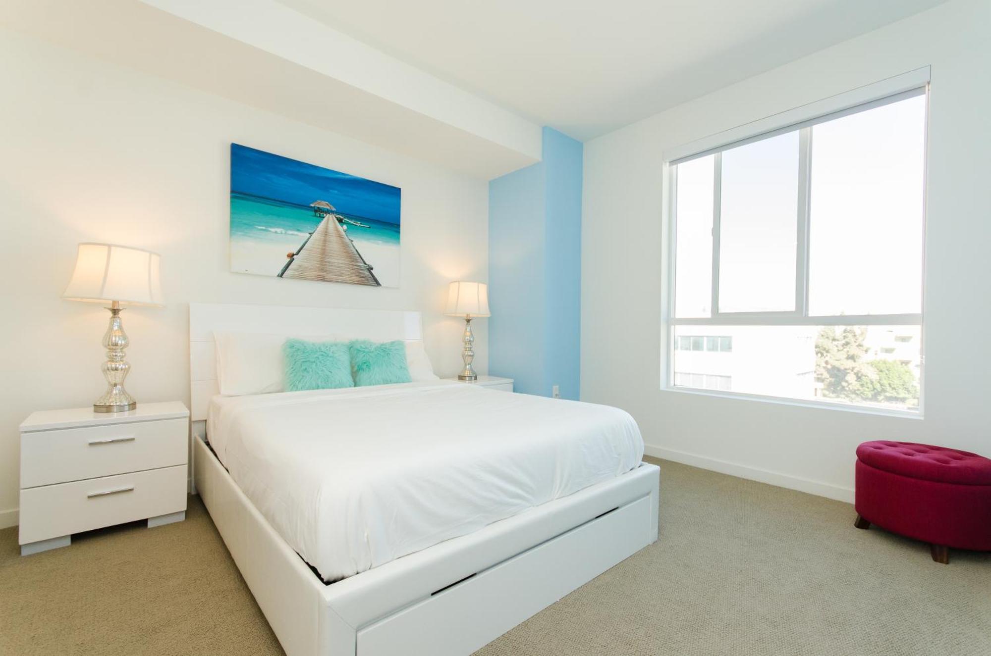 Modern 4* Los Angeles